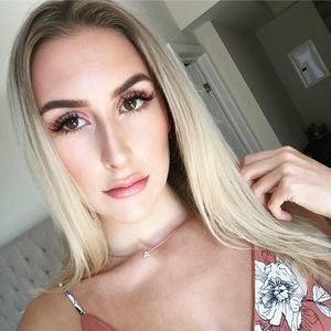 Meet your Posher, Alanna